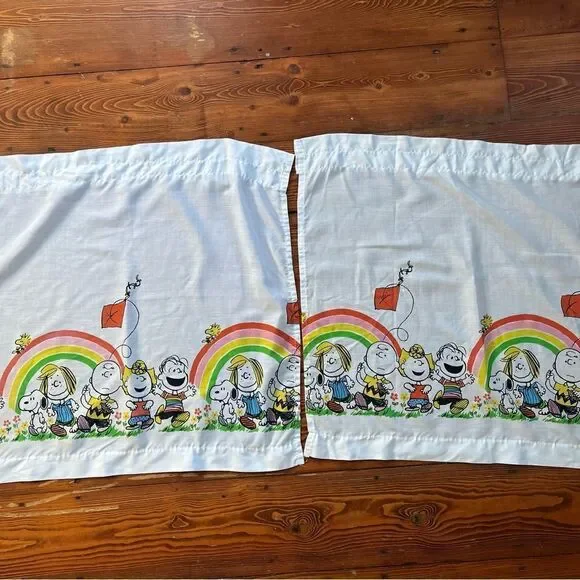 Vintage Peanuts Curtains 1966 Cafe Curtains With Ruffle Valance - Picture 1 of 13
